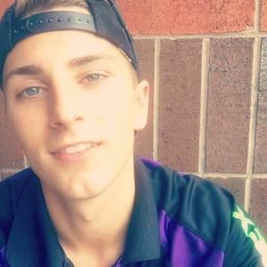 Meet your Posher, Justin